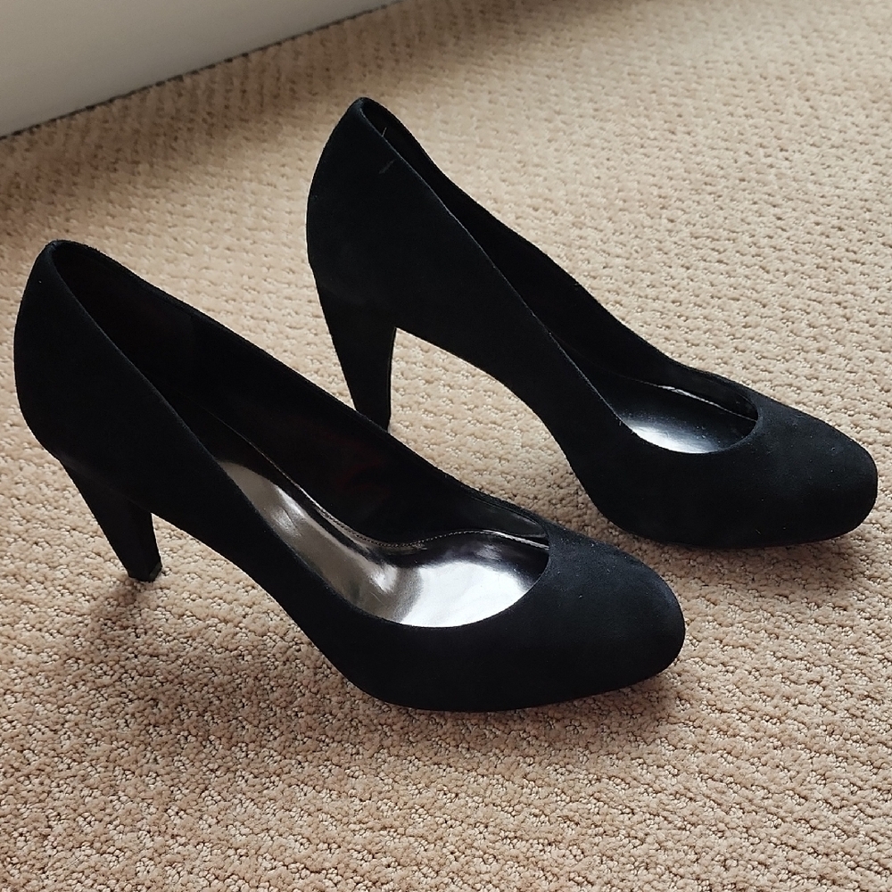 LOFT Classic Black Heels